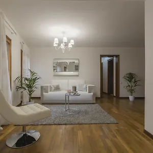  Appartement Benedetto Marcello Italie